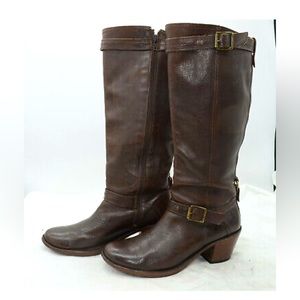 Frye leather boots . Size 9.5 . In very good used condition.